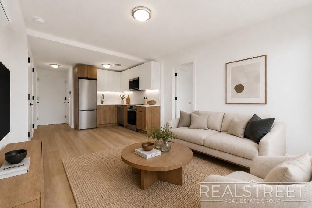 3510 Glenwood Rd #6A - Photo 5 of 18