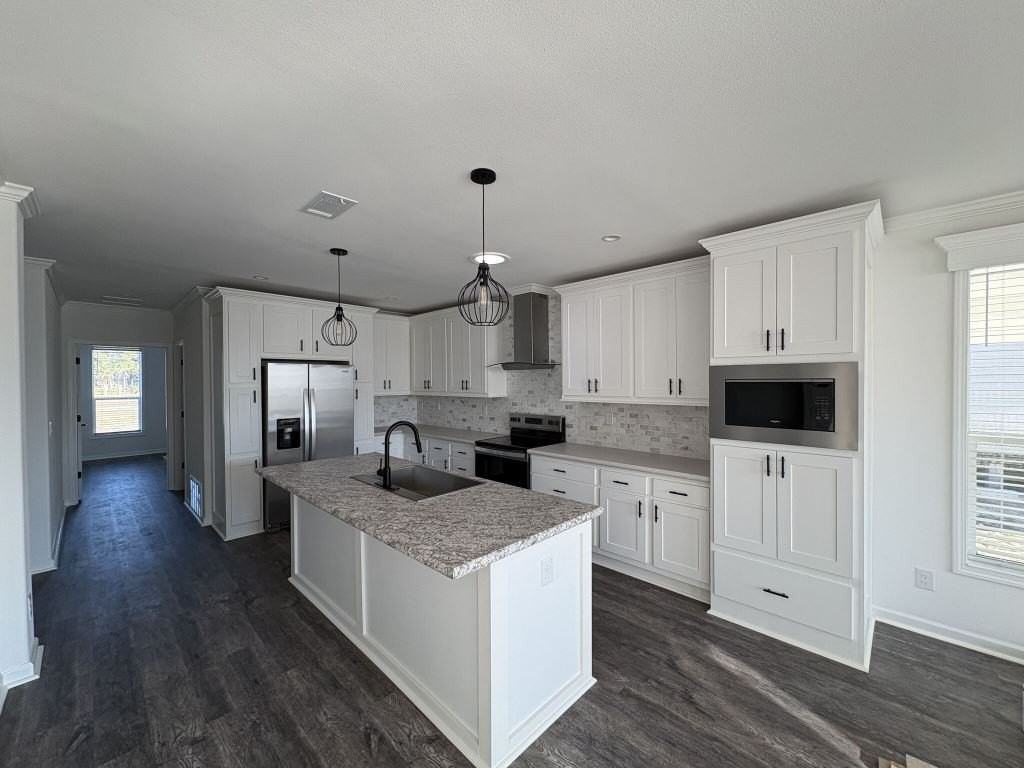1002 Davy Jones #1024 - Photo 2 of 20
