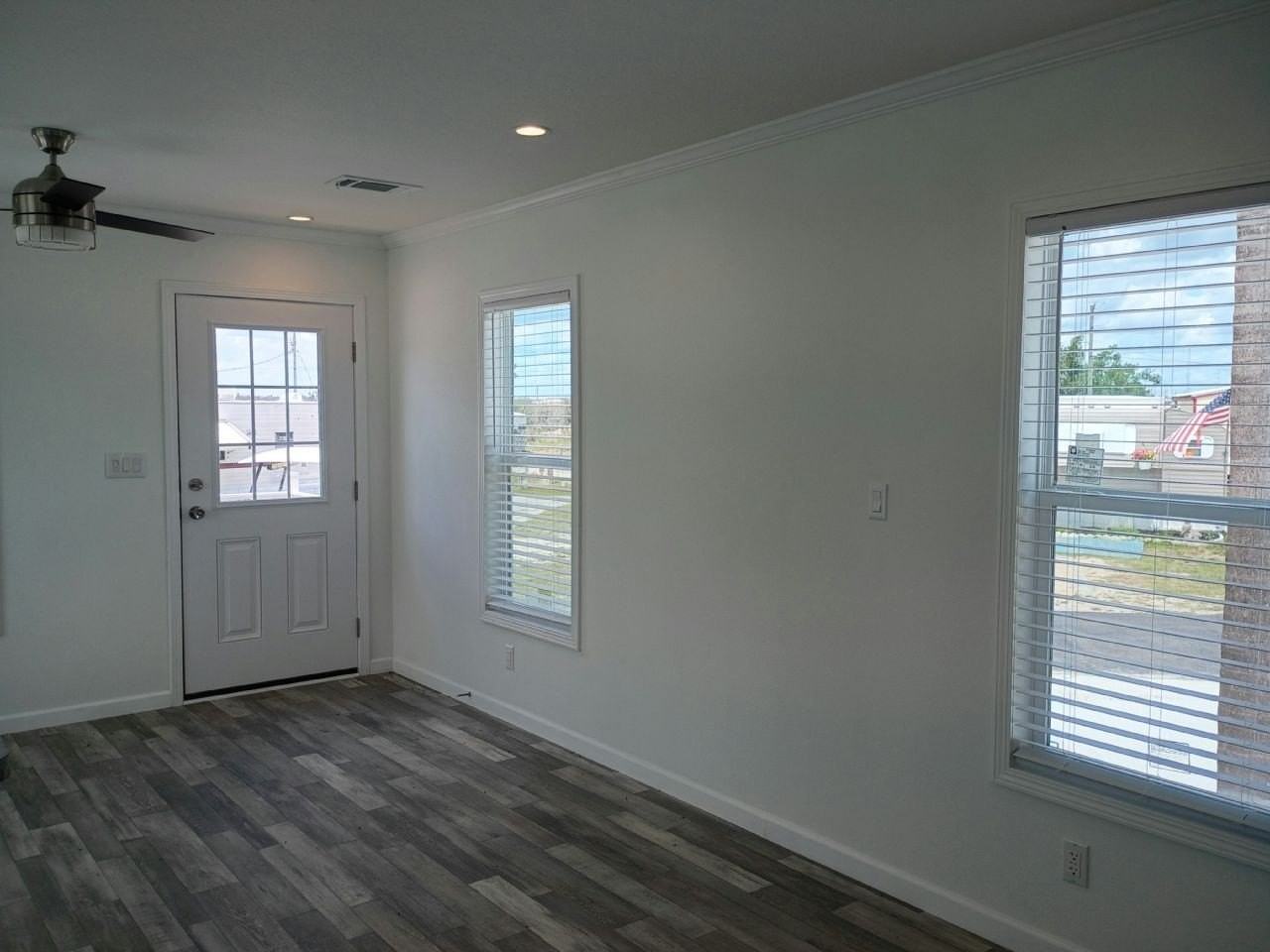 26 Lily Dr #136 - Photo 3 of 11