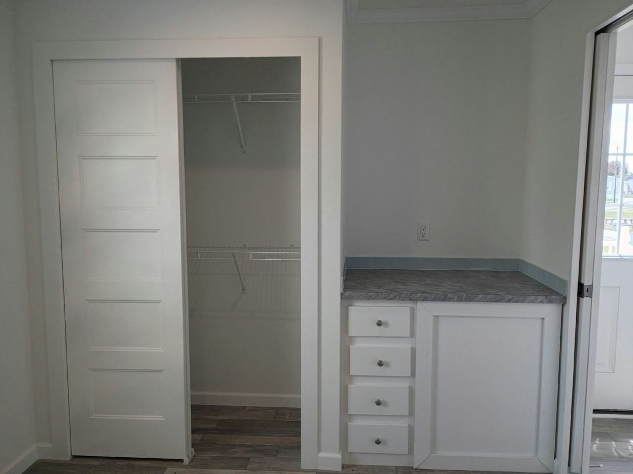 26 Lily Dr #136 - Photo 7 of 11