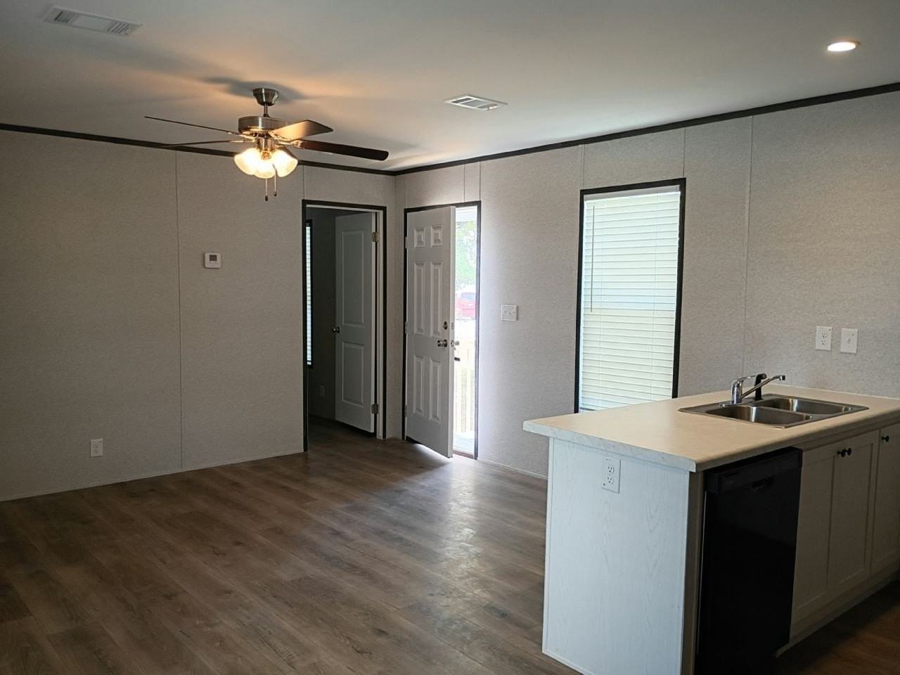 10 Center Isle #M67 - Photo 4 of 10