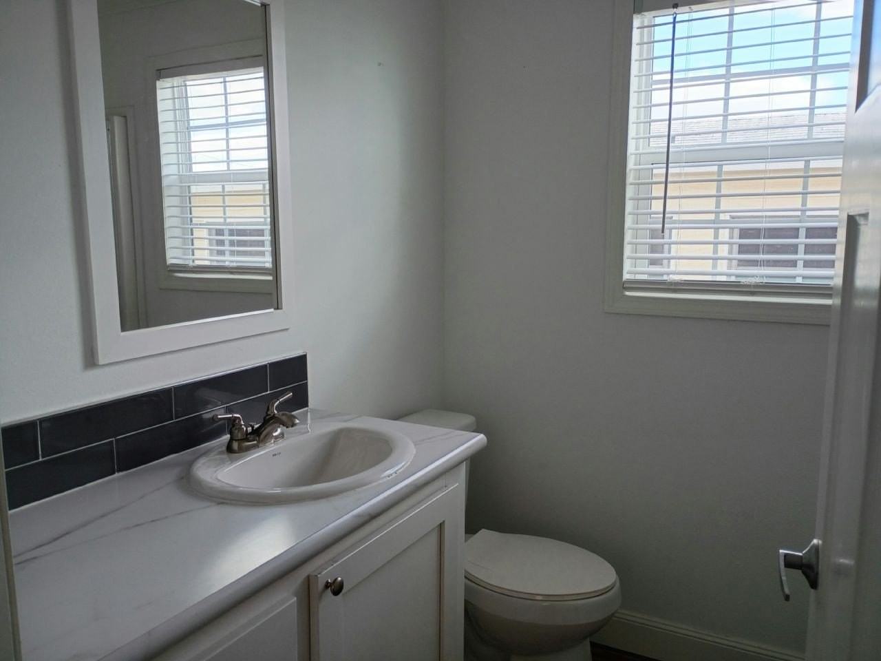 21 N Lake Side #229 - Photo 6 of 7