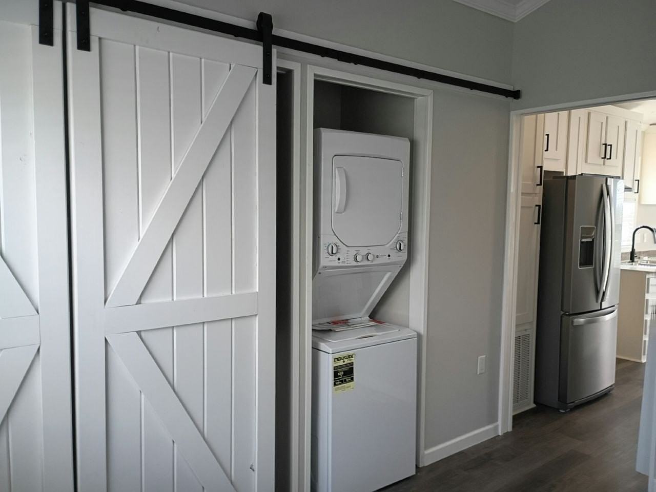 8 Anita Dr #4 - Photo 4 of 6