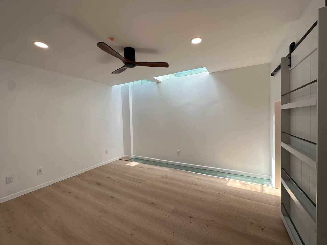 132 Dwight St - Photo 6 of 11