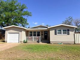 featured image of 2511 Beechwood St