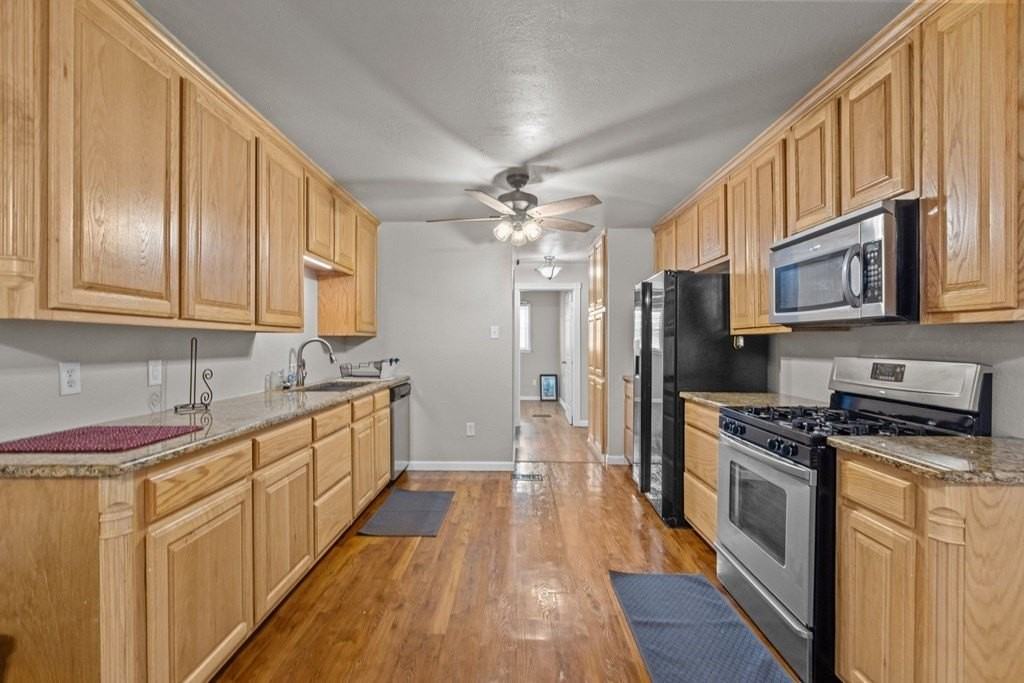 2511 Beechwood St - Photo 5 of 20
