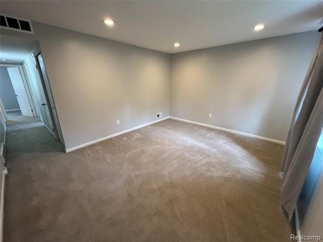 5847 N Berry St - Photo 4 of 20