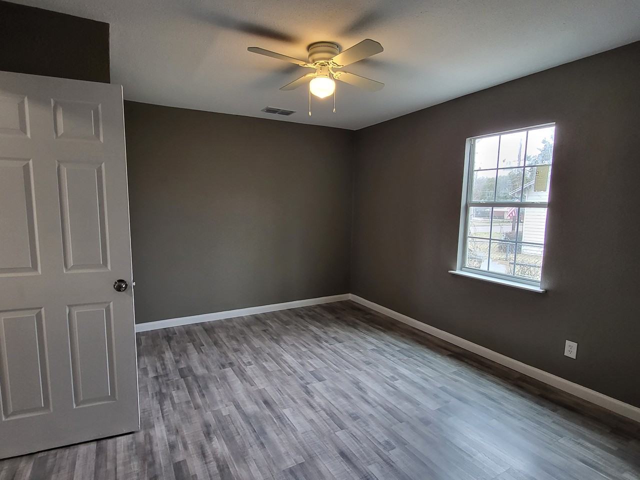 9605 Grady Ln #2 - Photo 4 of 13