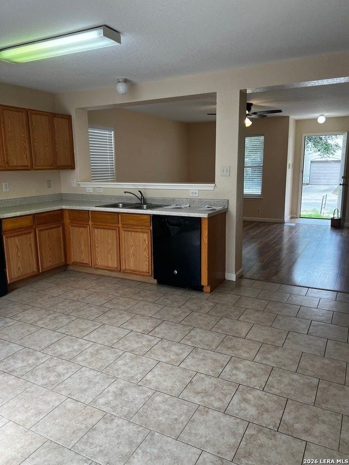71 Montana Bay - Photo 7 of 26
