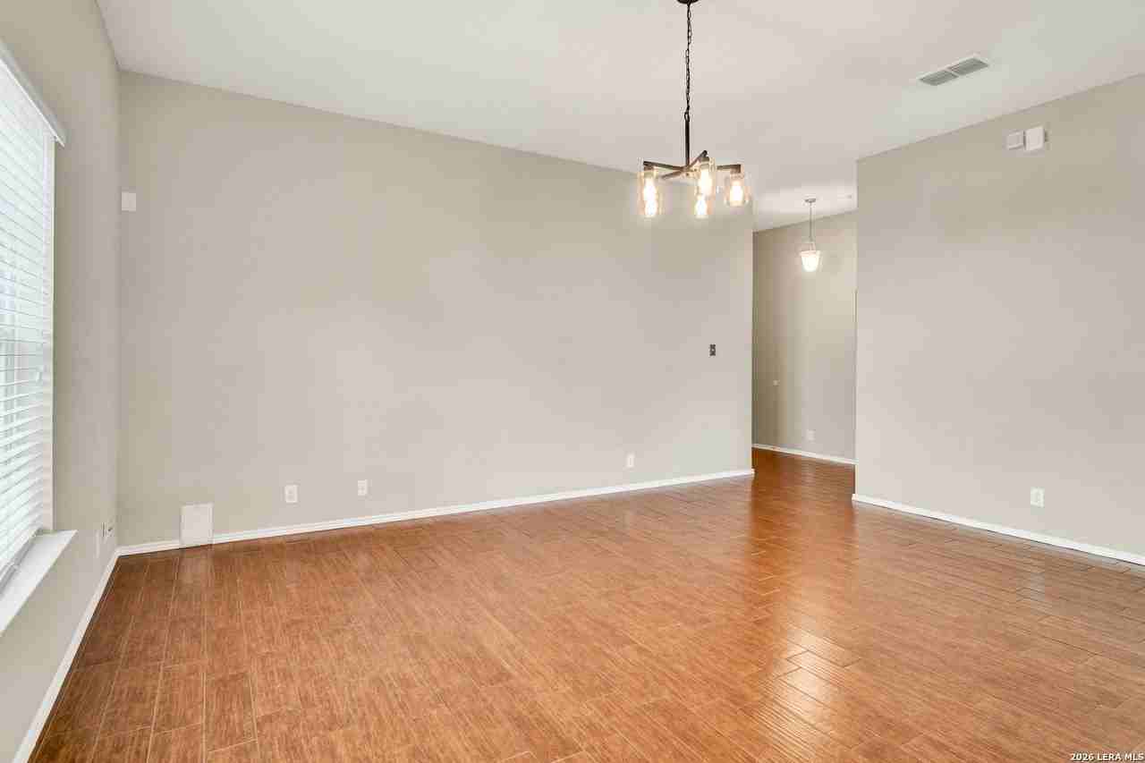 153 Bentwood Ranch Dr - Photo 7 of 24