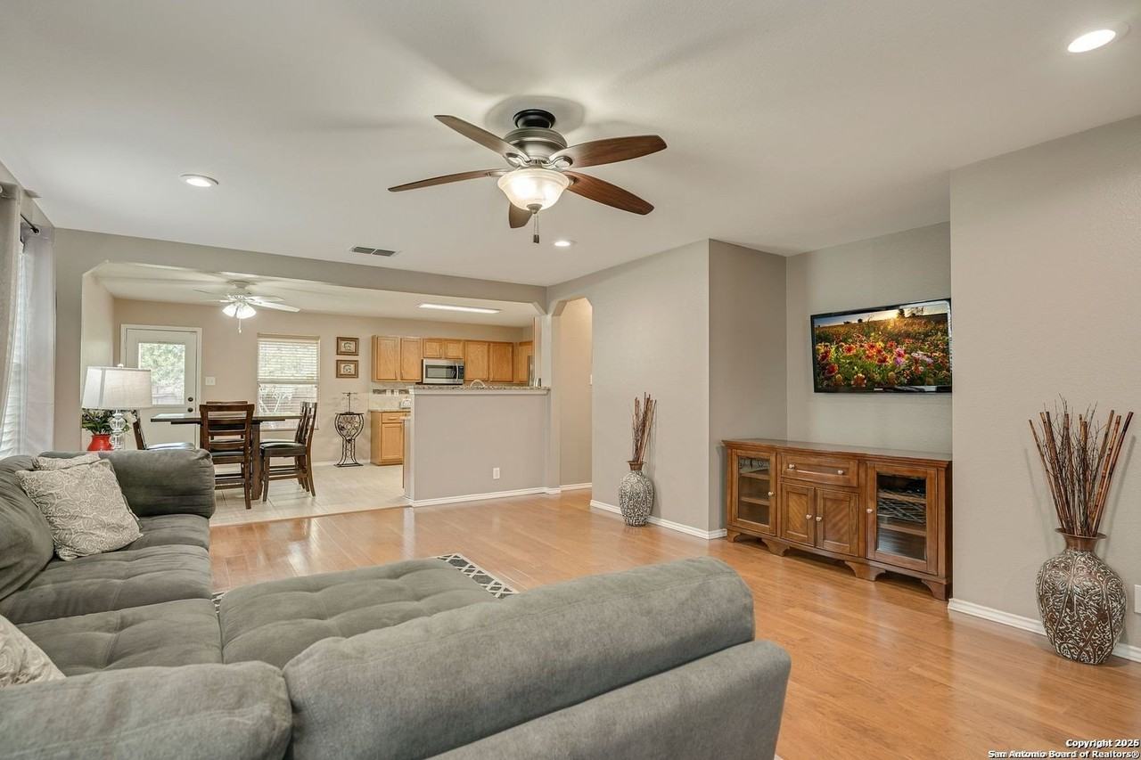 12607 Sunny Wonder - Photo 5 of 24