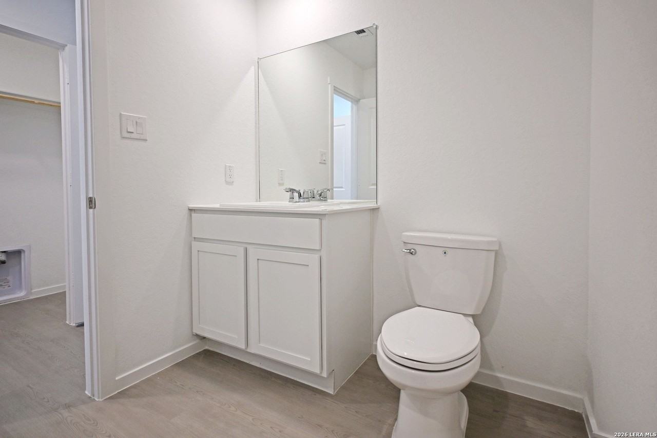 2411 Shady Grv - Photo 6 of 24