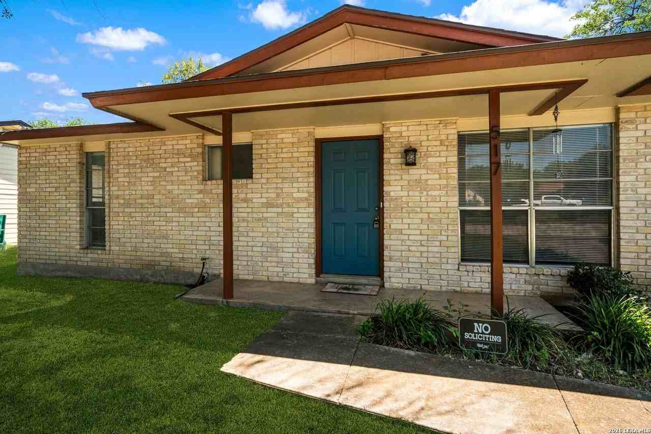 517 Oak Dr - Photo 7 of 36