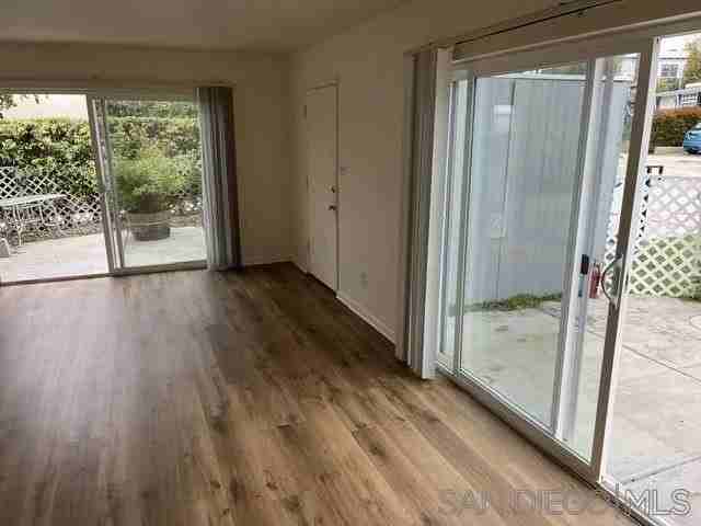 445 Mesa Way - Photo 2 of 7