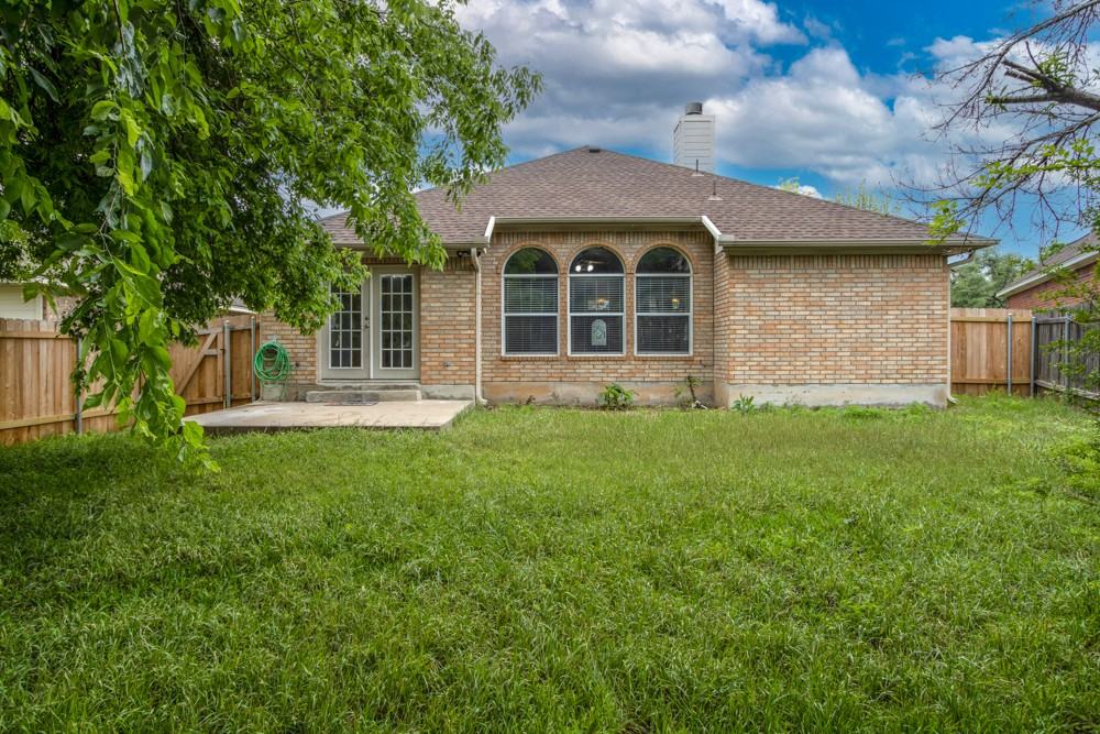 8214 Cornerwood Dr - Photo 5 of 5