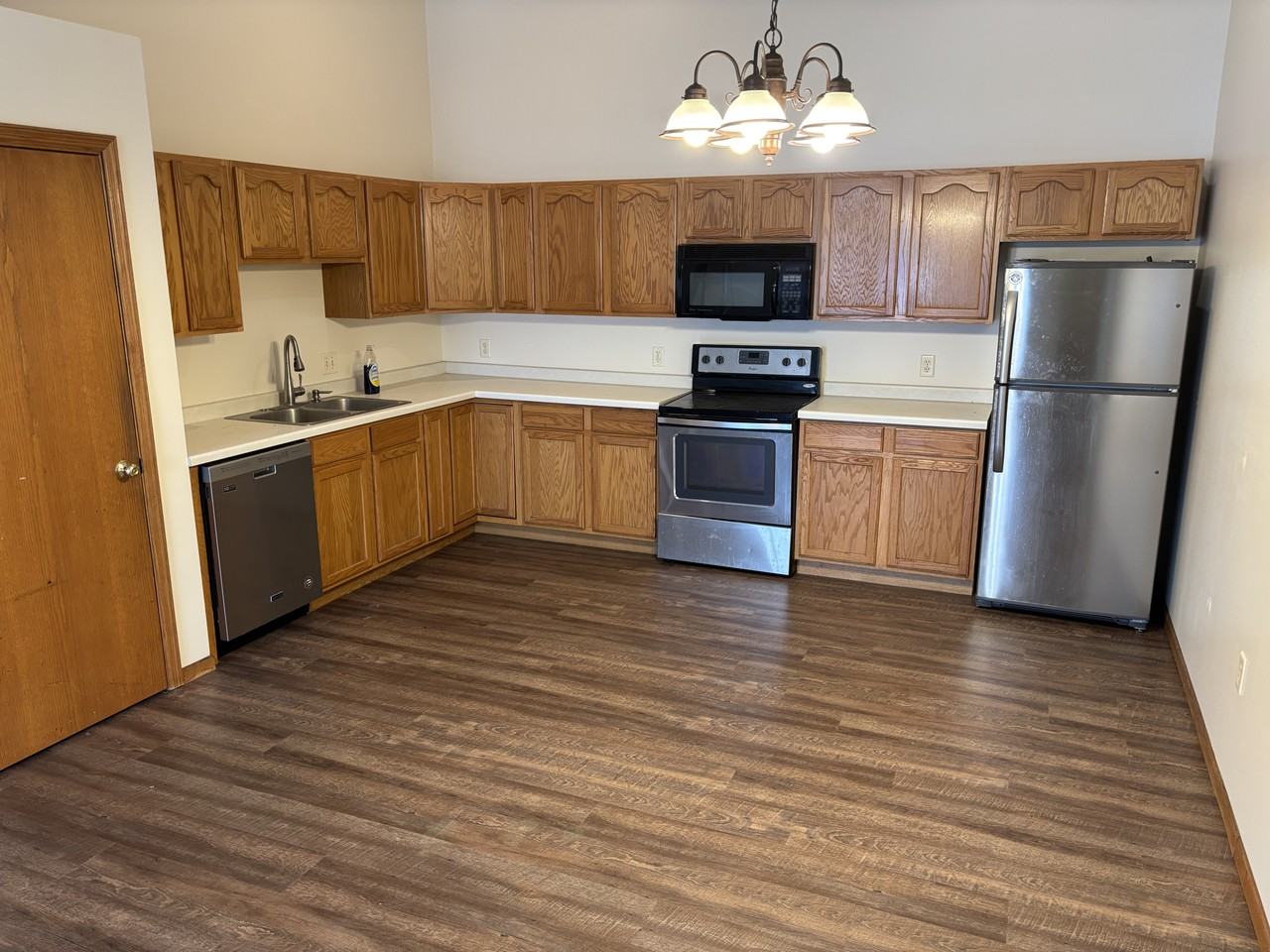 16970 54th Ave #16976 - Photo 2 of 9