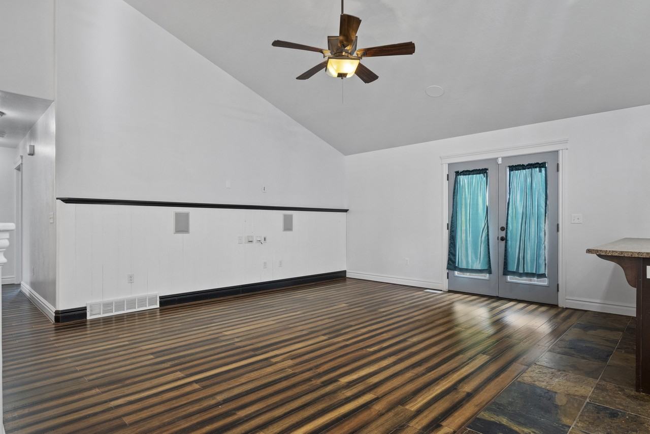475 E 2110 S #1 - Photo 6 of 42