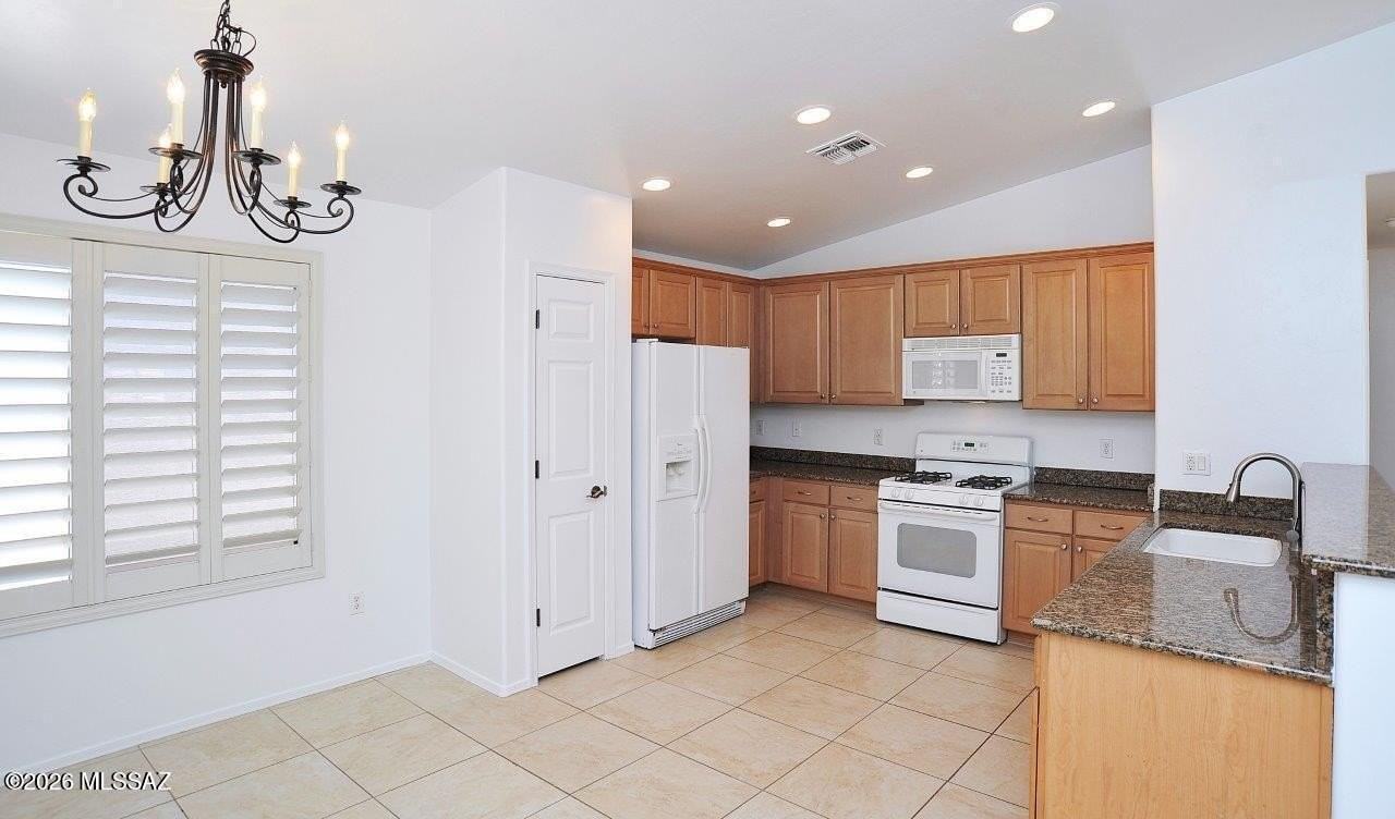 5493 W Silent Dove Way - Photo 4 of 46