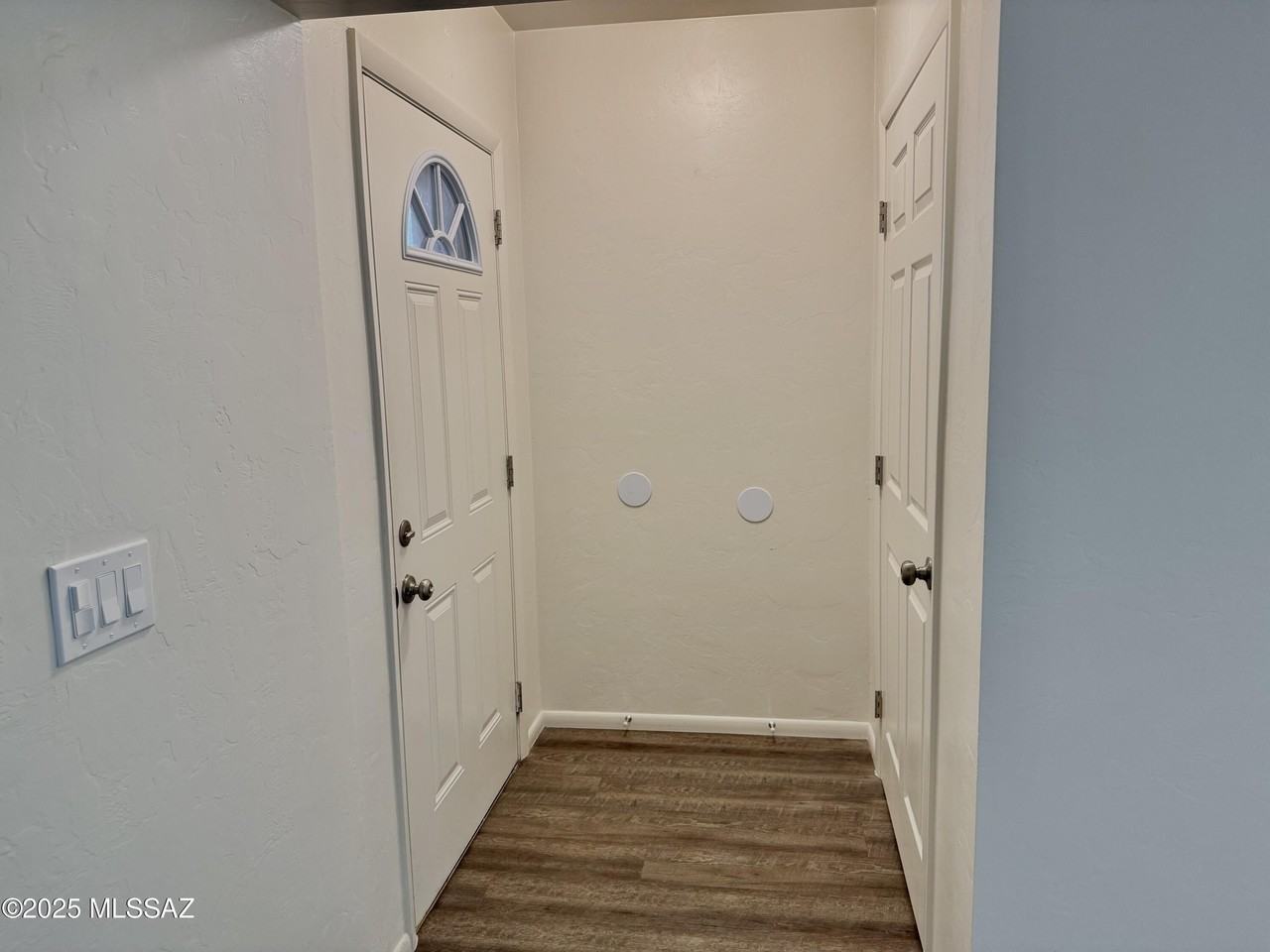 3323 E Blacklidge Dr #3323 - Photo 4 of 25