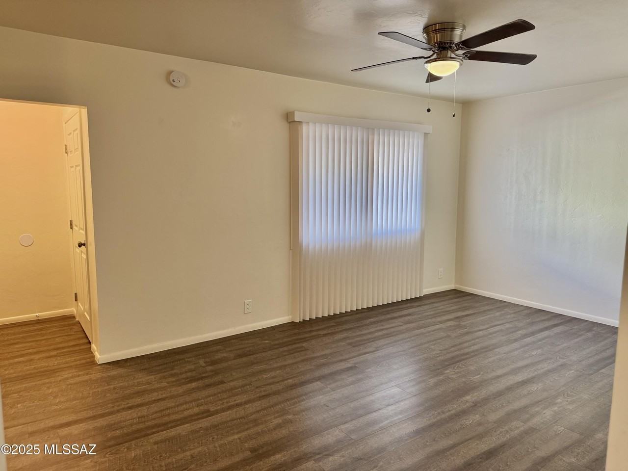 3323 E Blacklidge Dr #3323 - Photo 7 of 25
