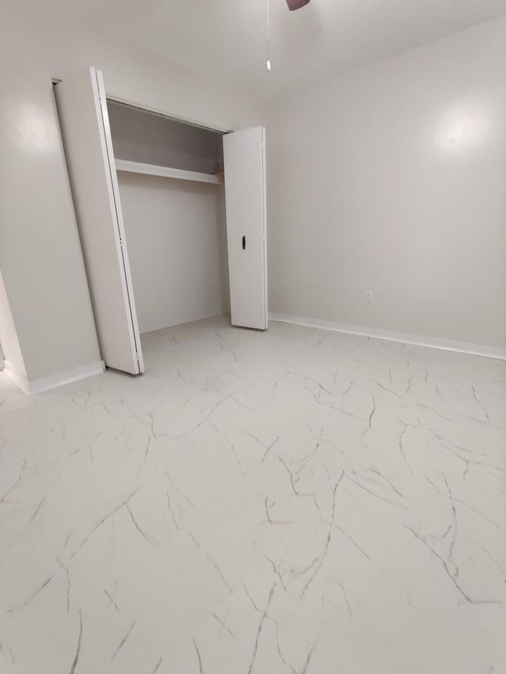 234 Brock Street #7 - Photo 4 of 10