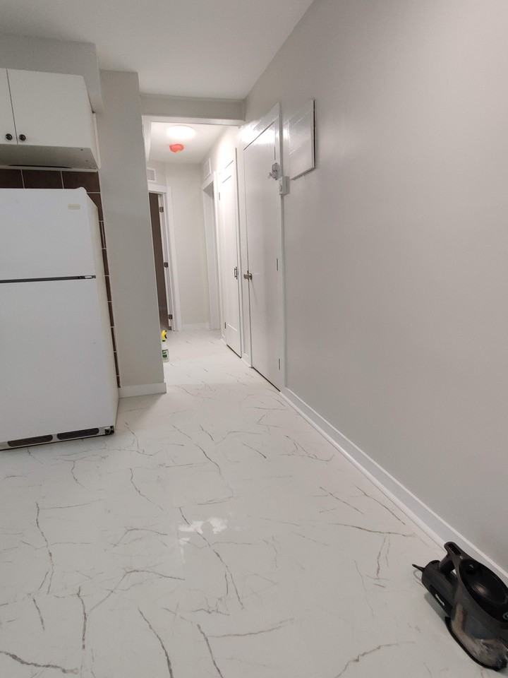 234 Brock Street #7 - Photo 7 of 10