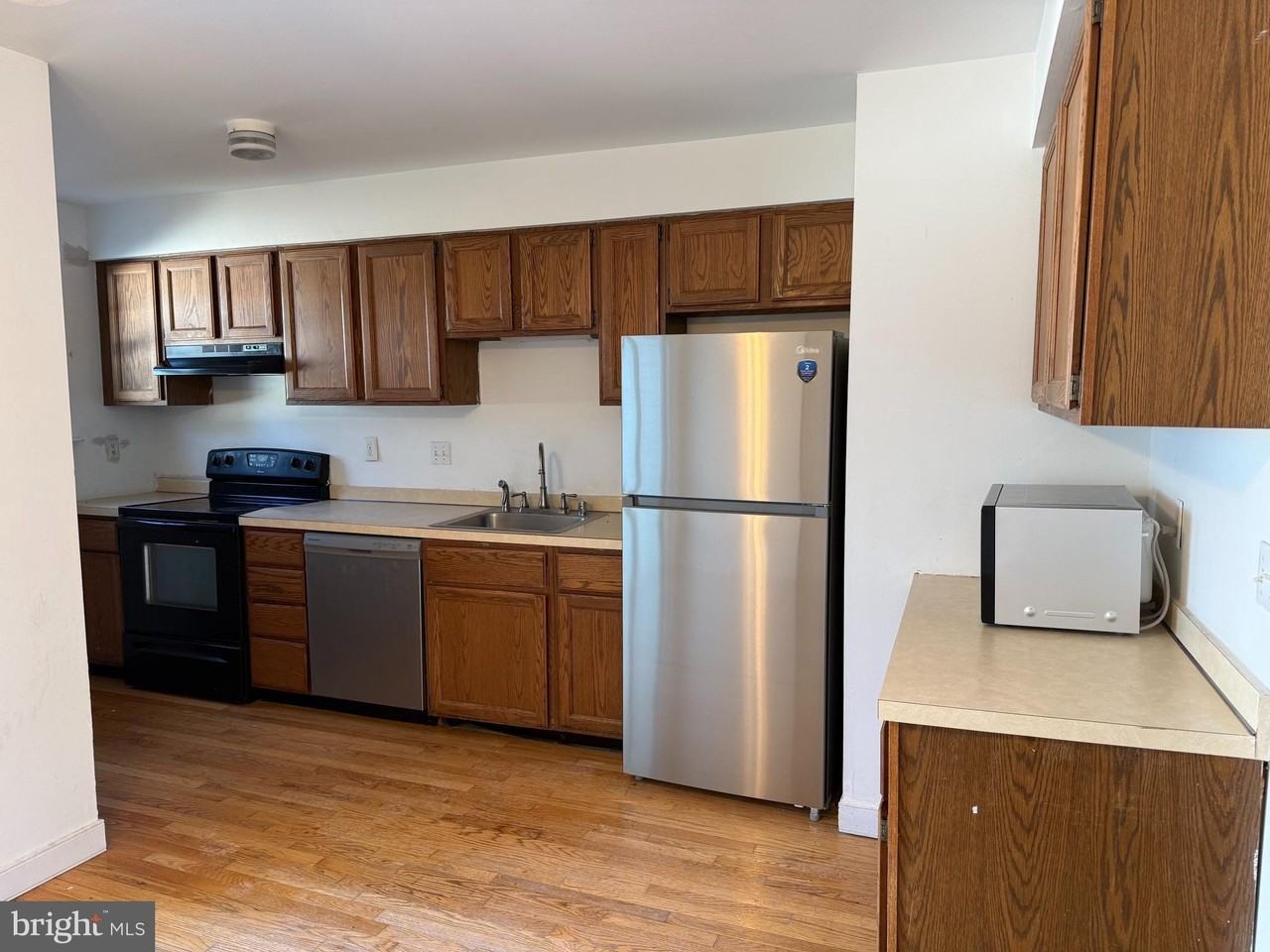 325 Barley Dr - Photo 3 of 12