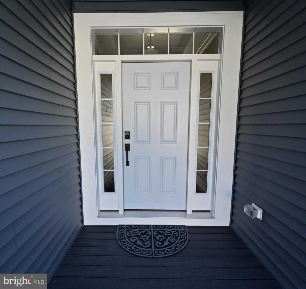 19504 Safflower Way - Photo 3 of 26