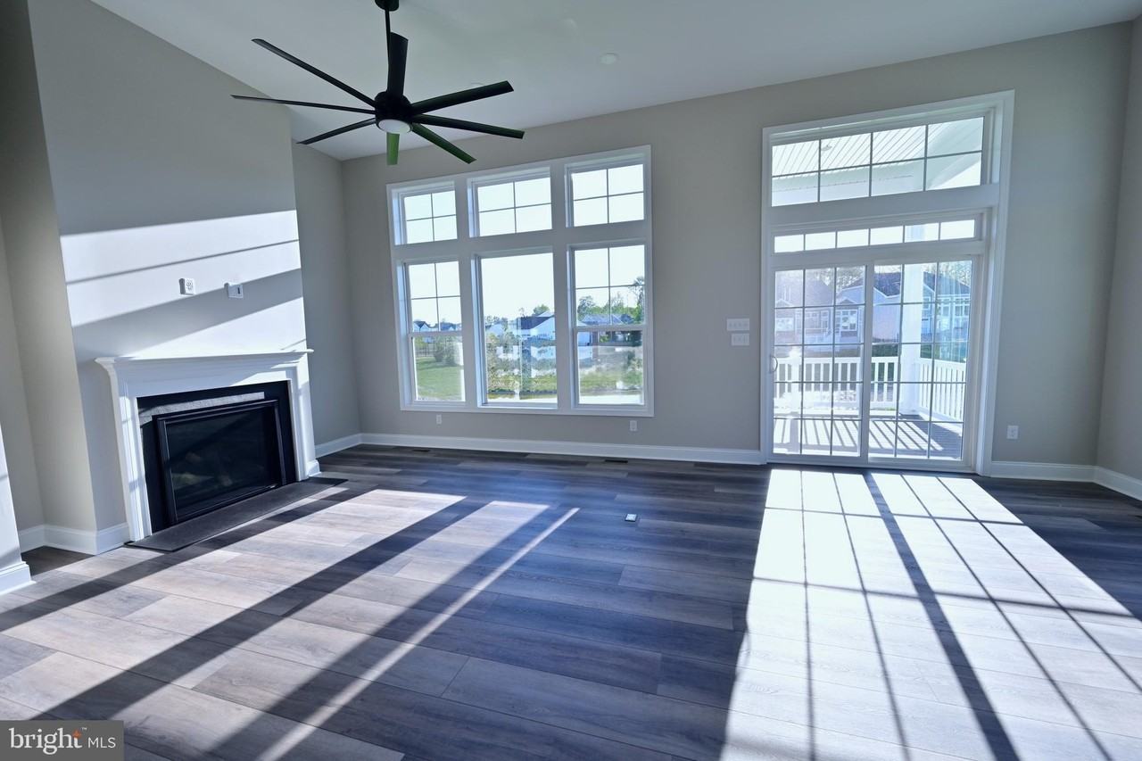 19504 Safflower Way - Photo 5 of 26