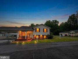 featured image of 4 S Altamont Ave