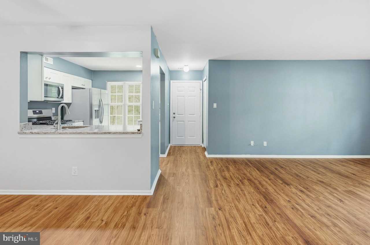 169-A Bradford Ct - Photo 4 of 26