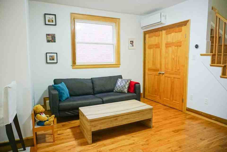 35 Hallam Street - Photo 2 of 17