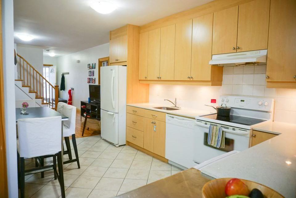35 Hallam Street - Photo 4 of 17
