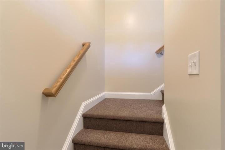 804 Reese Ave - Photo 2 of 23