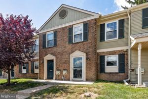 featured image of 14 Yorktown Ct