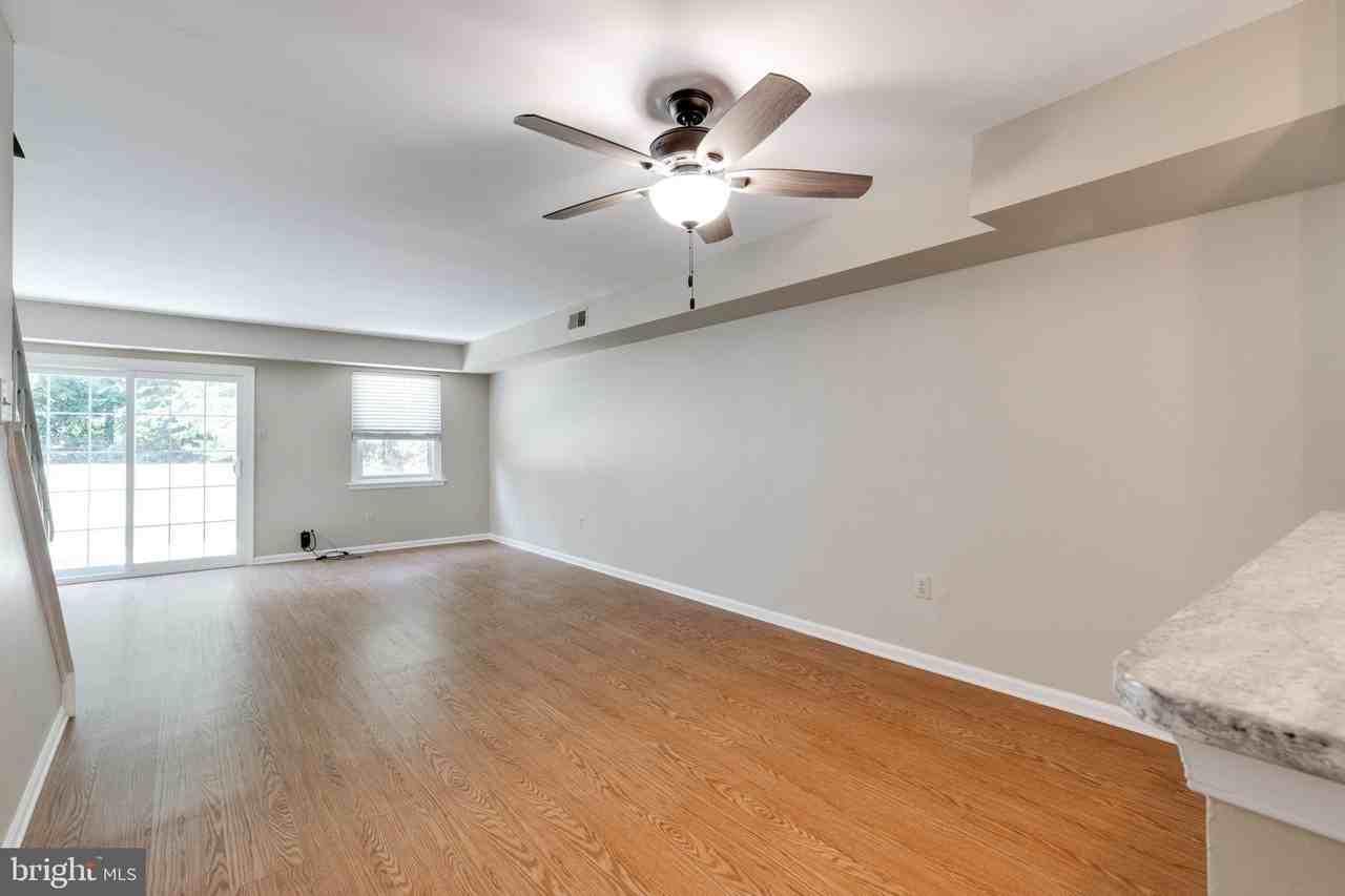 14 Yorktown Ct #115U14 - Photo 2 of 22