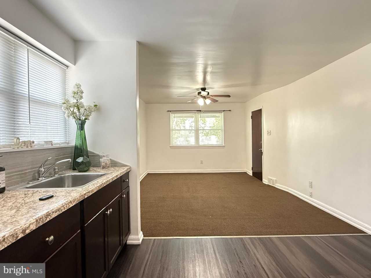 182 W Roosevelt Blvd #1FL - Photo 2 of 11
