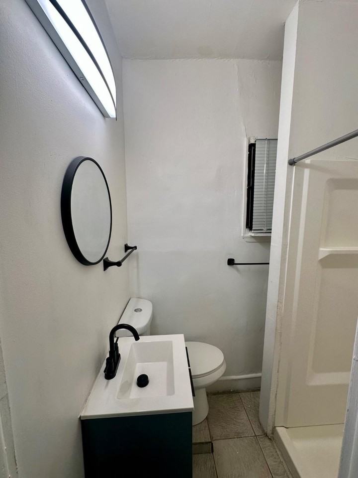 2236 N Bouvier St - Photo 5 of 15