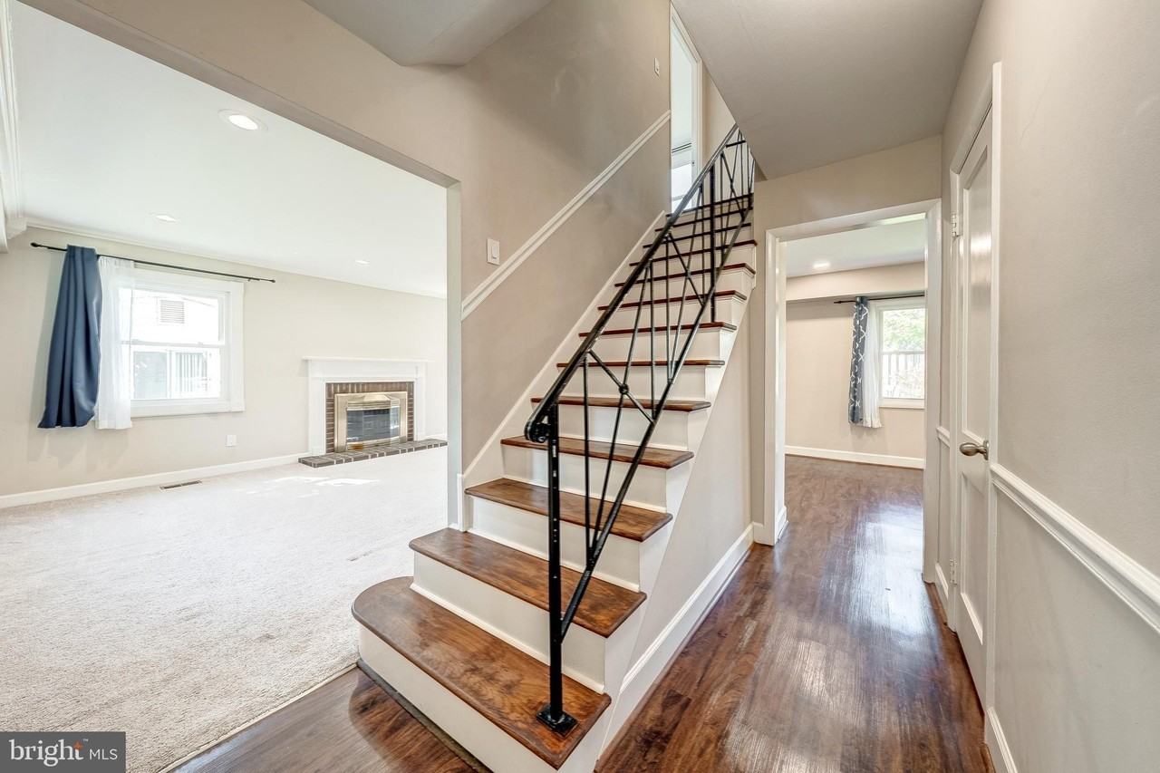 13204 Pressmont Ln - Photo 3 of 28