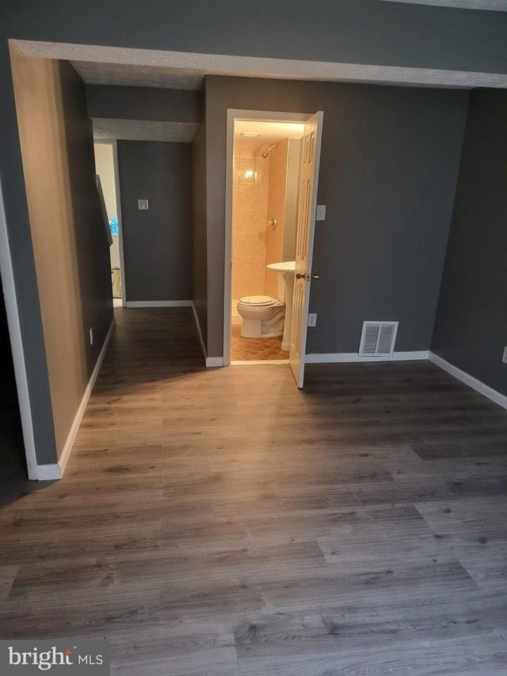1664 Devil Ln - Photo 3 of 10
