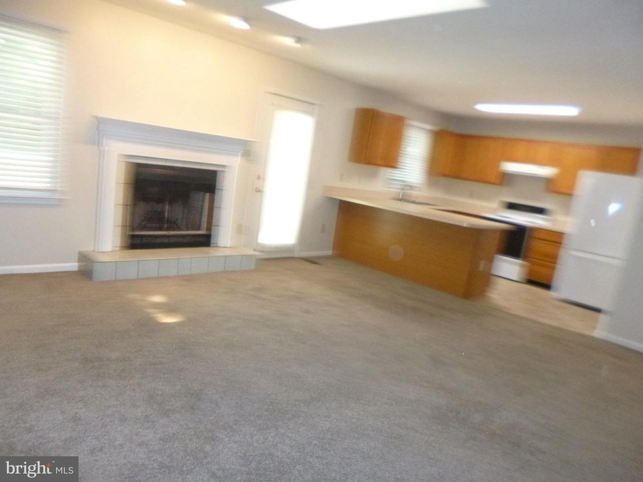 7 S Pointe Ln - Photo 6 of 24