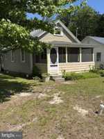 featured image of 13 10th St