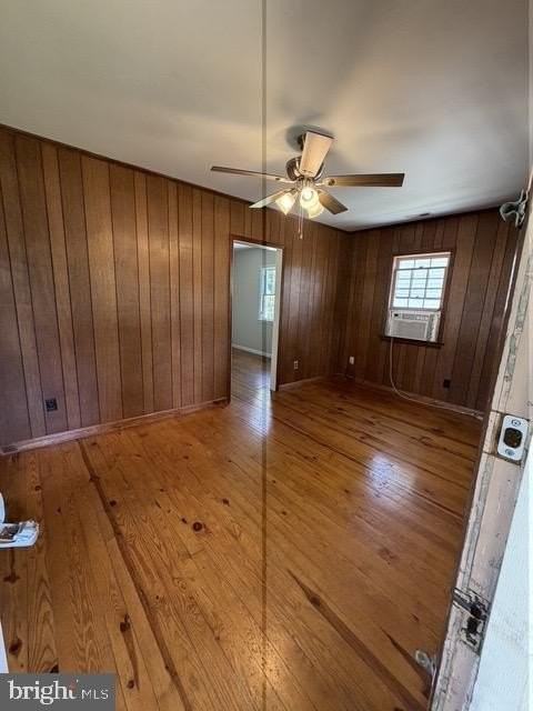 13 10th St - Photo 4 of 17