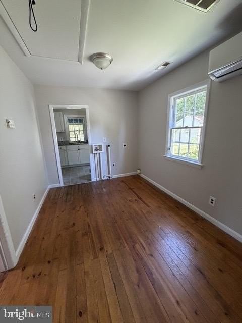13 10th St - Photo 6 of 17