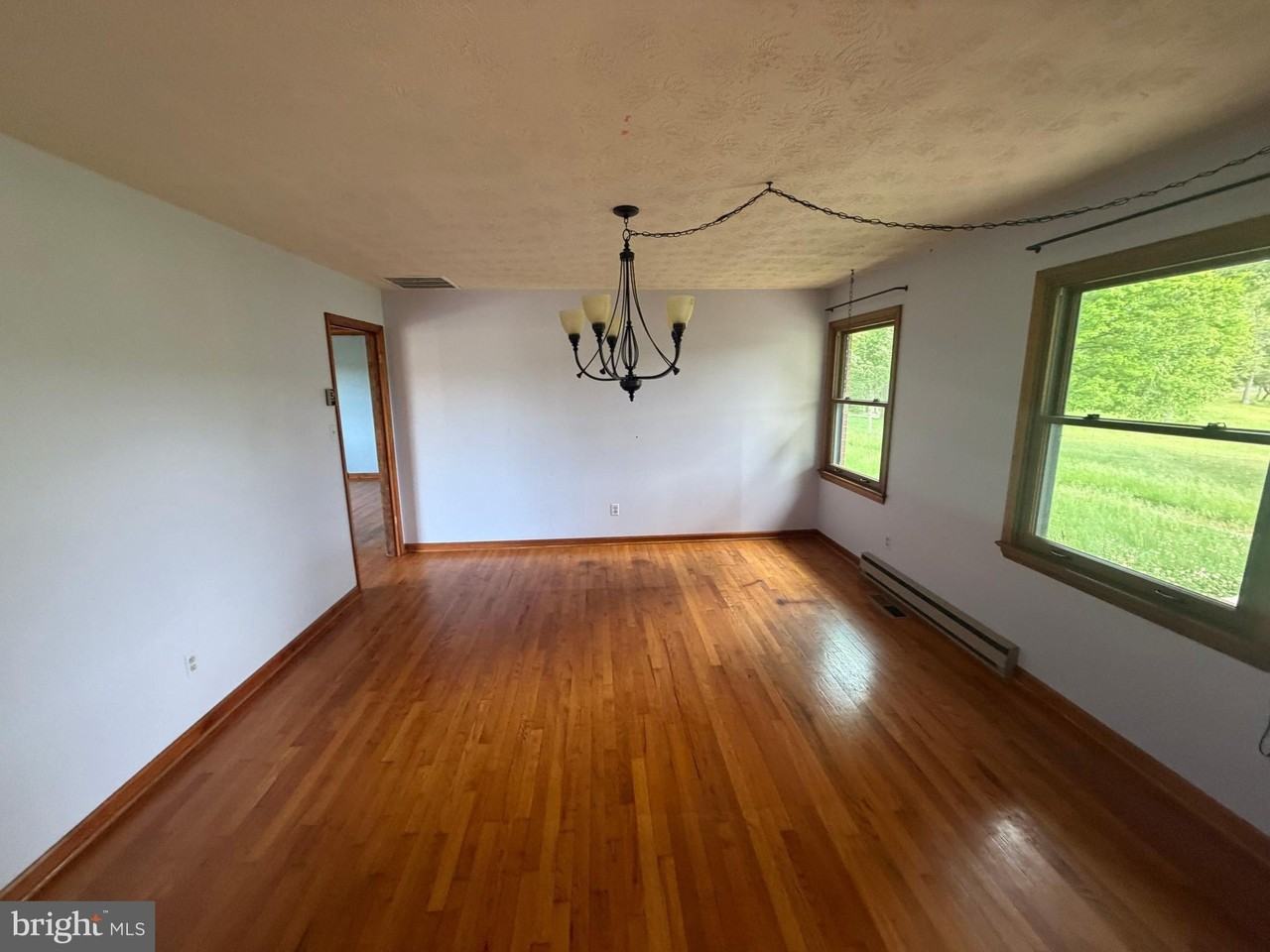 116 Rehoboth Ln - Photo 4 of 14