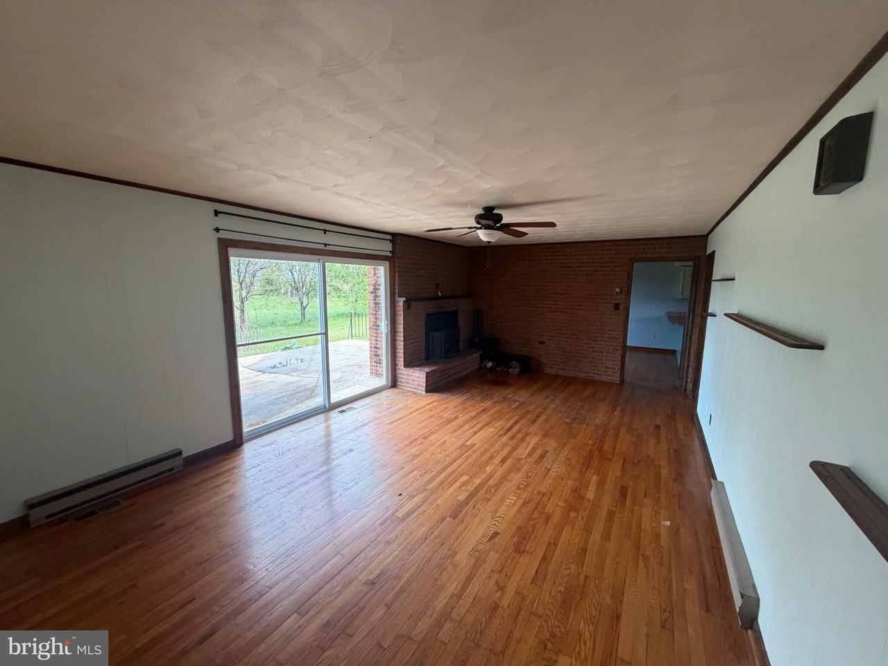 116 Rehoboth Ln - Photo 5 of 14