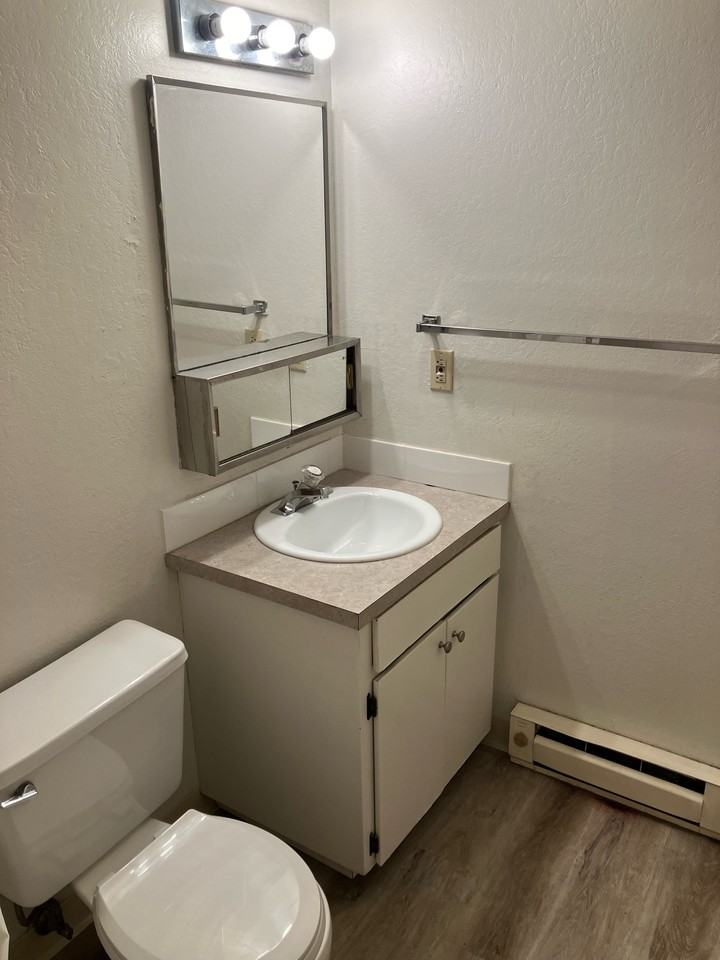 3010 N Stone St #6 - Photo 7 of 15