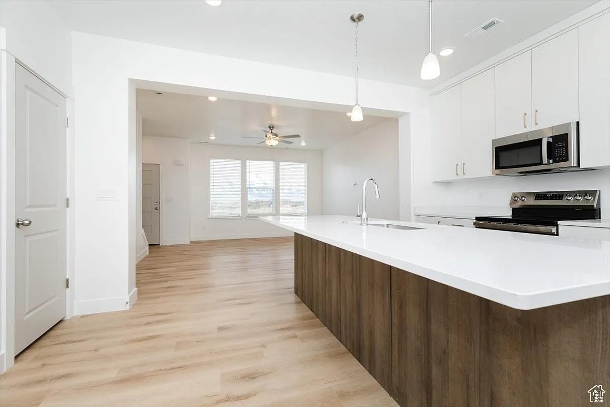 53 E St - Photo 5 of 14