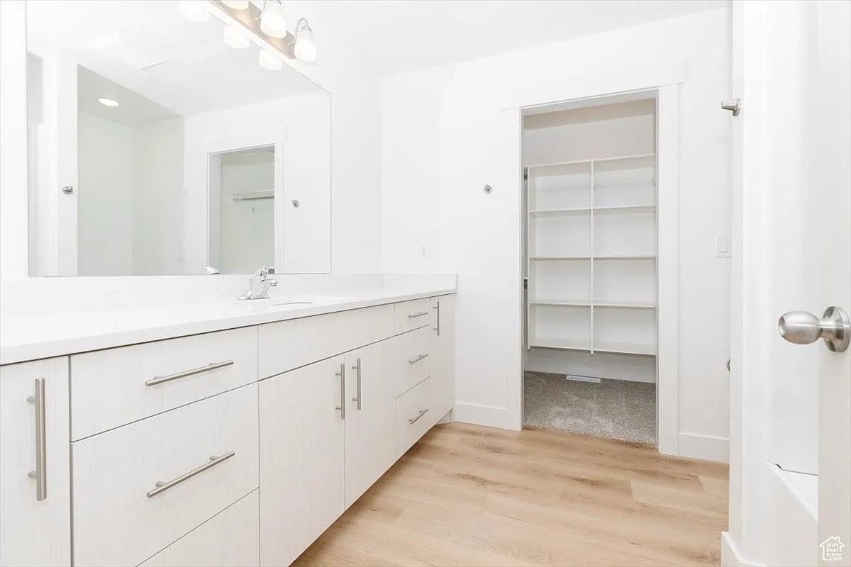 53 E St - Photo 7 of 14