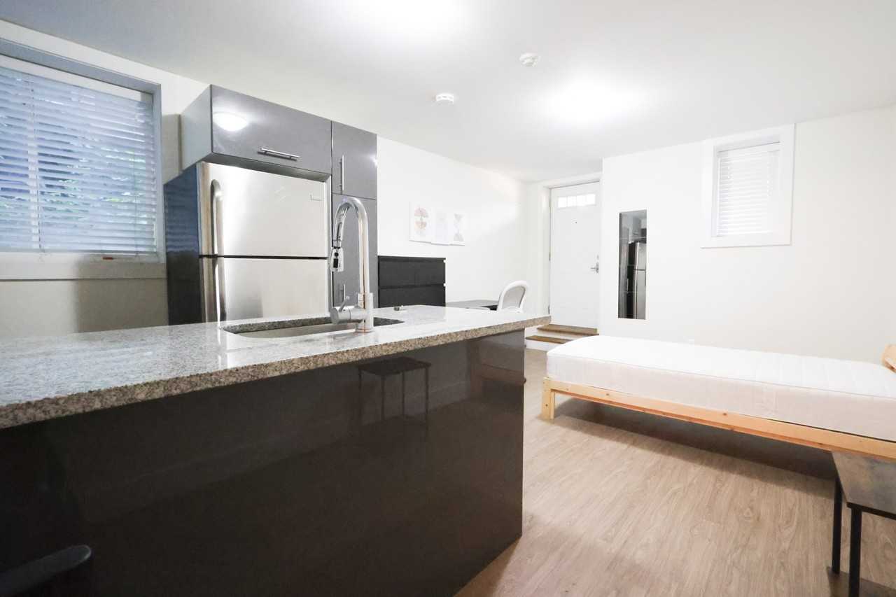 185 Henderson Avenue #7 - Photo 4 of 7